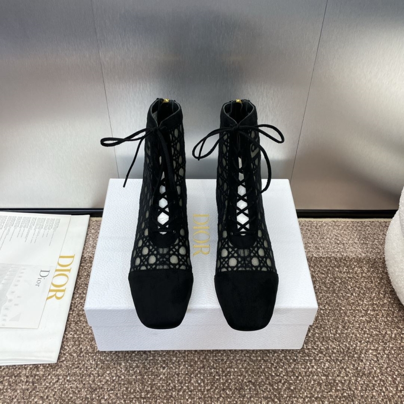 ch**an D*or boots